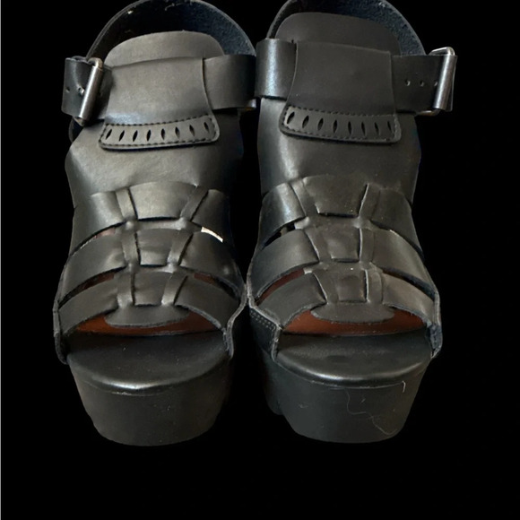 MIA Black Heels - Picture 2 of 5